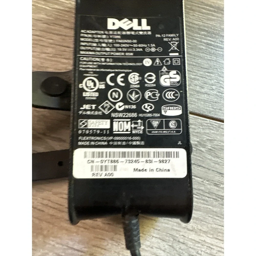 Dell PA-12 Family 65W AC Adapter Laptop Charger 19.5V 3.34A YT886 FA65NS0-00